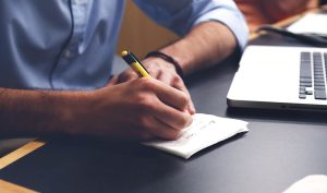 Les astuces pour organiser efficacement son temps et éviter la procrastination